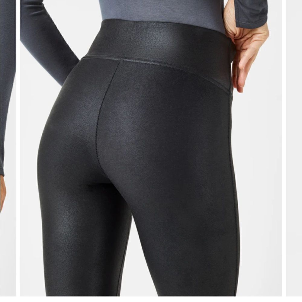 EUC spanx faux leather leggings black small s